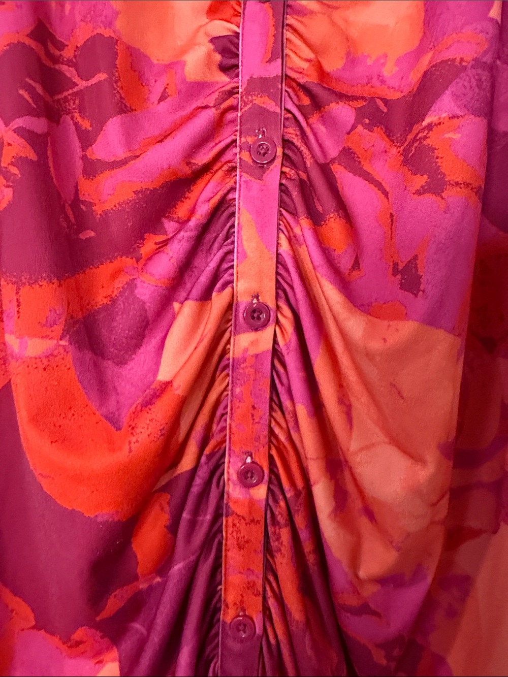torrid Pink & Orange Abstract Ruched Button-Front Top - Picture 5 of 9